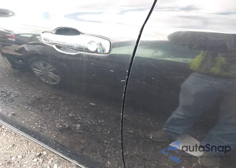 2012 Chrysler 300 S V8 from USA, damaged, VIN 2C3CCAJT5CH161031